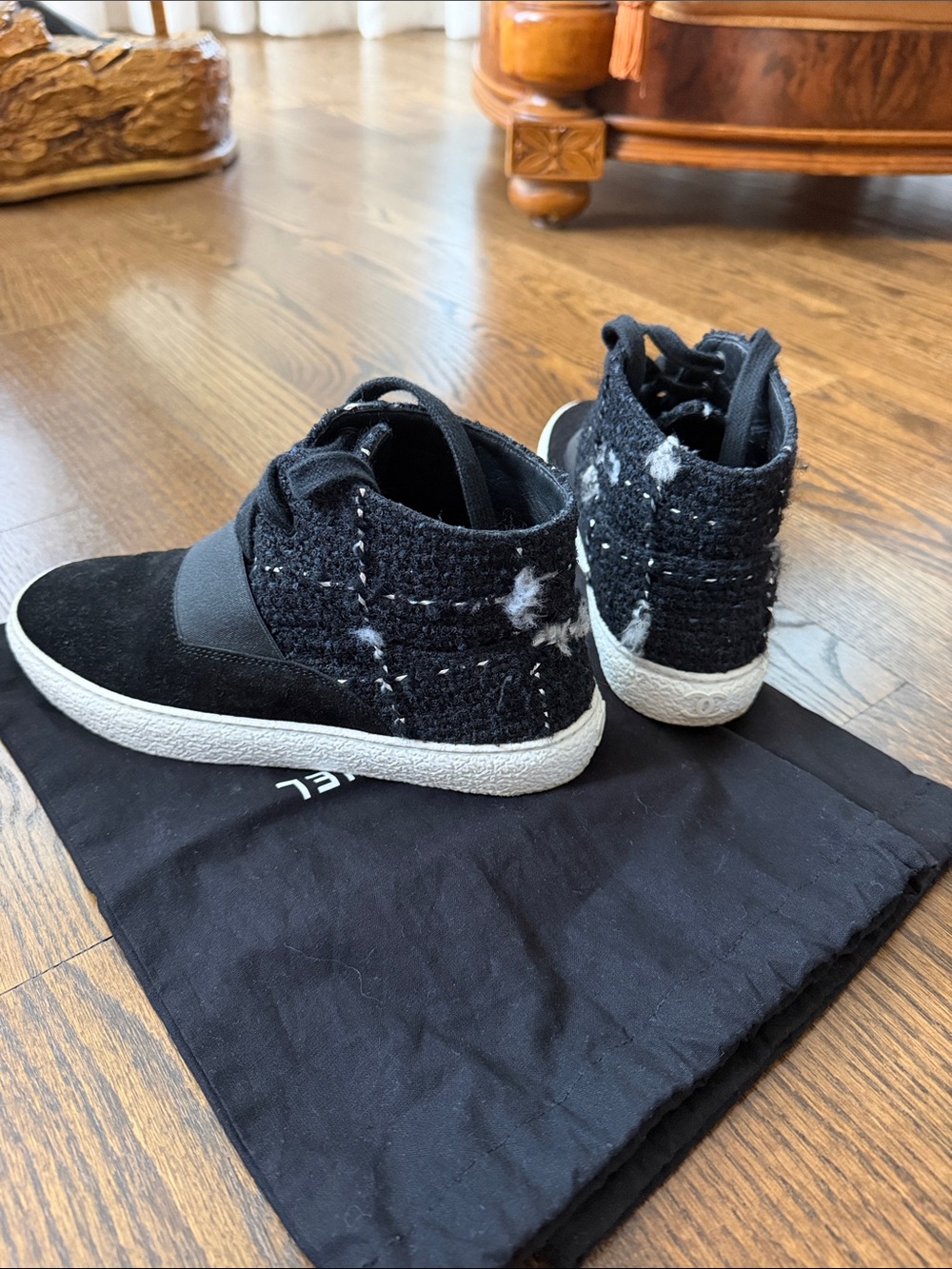 Chanel Tweed Black High-Top sneakers